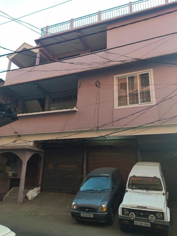 The 1998 Homestay Āīzawl Exterior foto